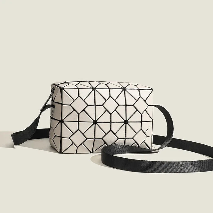 Élan Shoulder Bag