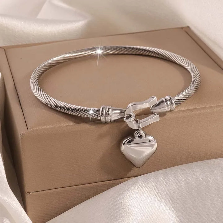 Lustre Heart Bracelet